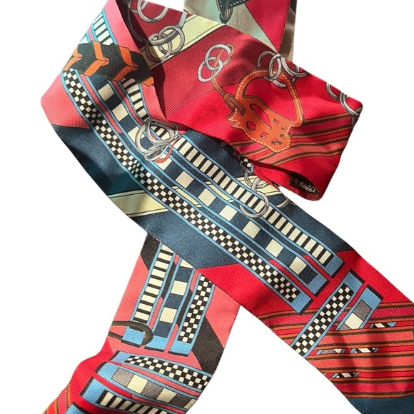 Hermes Equestrian Silk Twilly - Picture 4 of 6